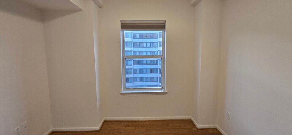 Building Photo - 1111 11th St NW