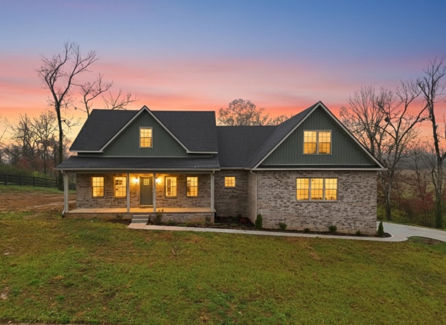 Building Photo - 100 Seven Oaks Dr