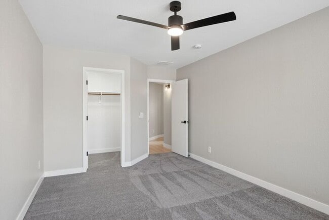 Building Photo - 40130 N Costa Del Sol Dr