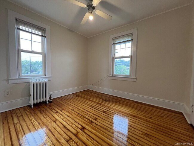 Building Photo - 84 Rockaway Pkwy