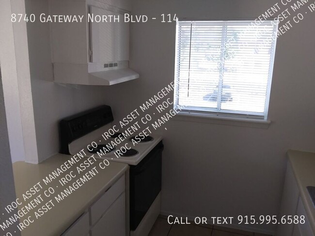 Building Photo - 8740 Gateway N Blvd