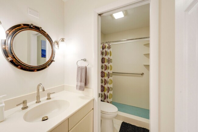 Building Photo - 97652 Overseas Hwy