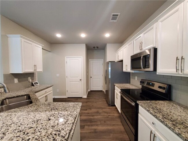 Building Photo - 165 Canvas Ives Dr