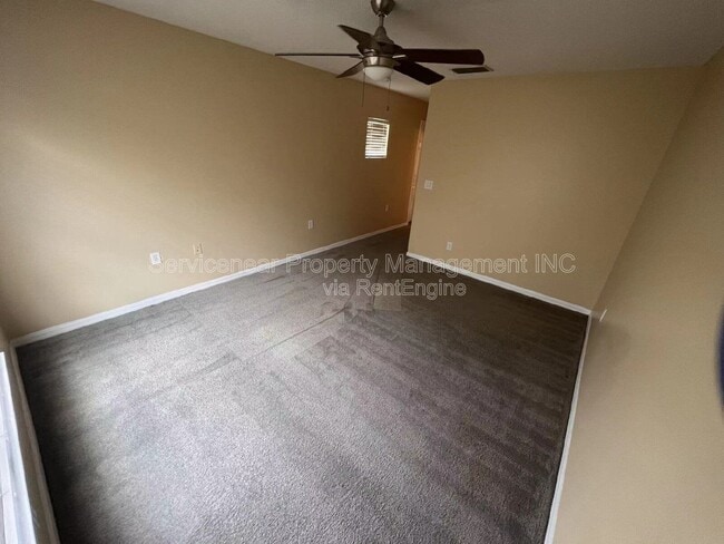 Building Photo - 8528 Sandpiper Ridge Ave