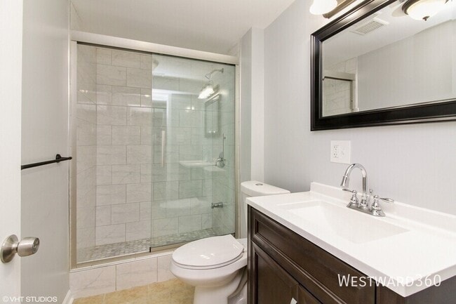 Building Photo - 4343 W Drummond-G