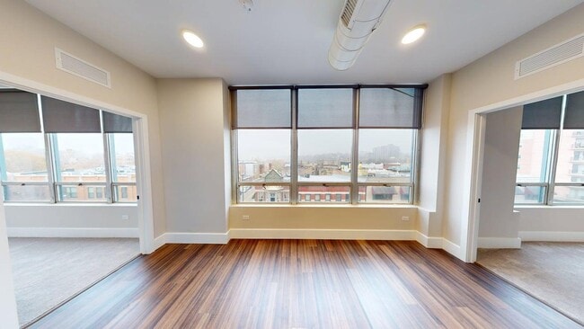 Building Photo - 40 Dupage Ct