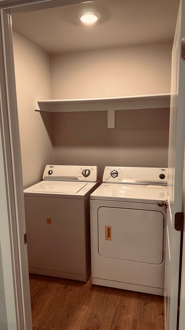 Laundry Room - 19724 SW Brandy Ln