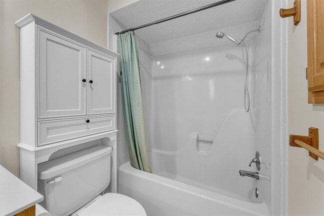 Building Photo - 69 Walney Dr