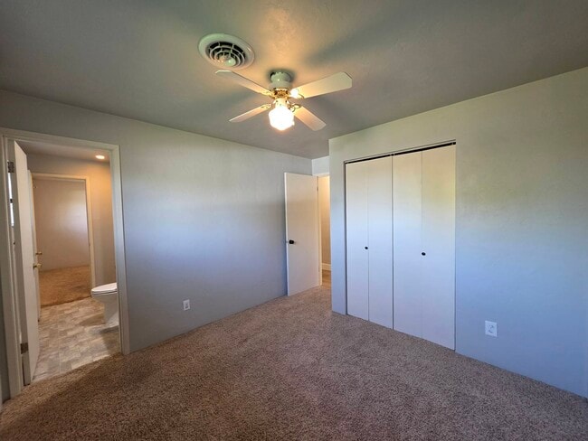 Building Photo - 1601 S Yelm St