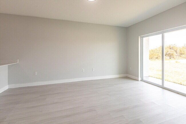 Building Photo - BRAND NEW Construction, 3 bed / 2 bath Rent-Ready Home in Port Charlotte!