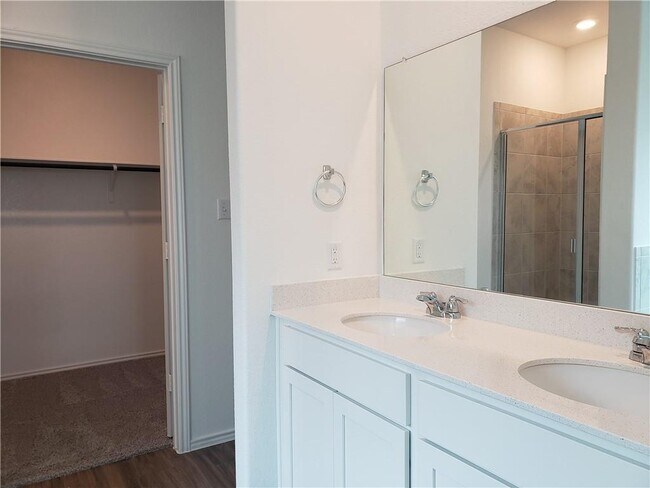 Building Photo - 125 Wolseley Dr