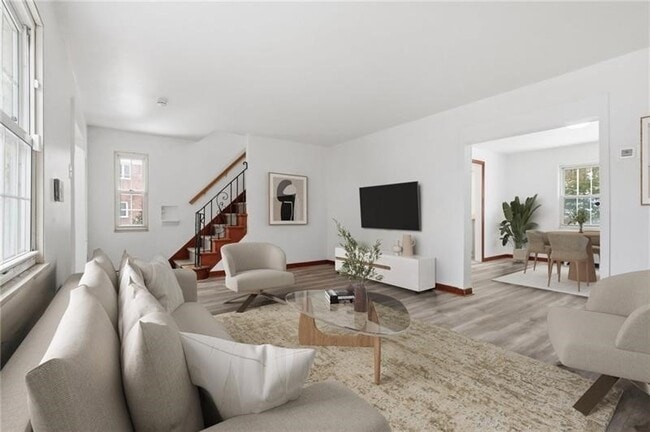 Building Photo - 3841 Lawnview Ave