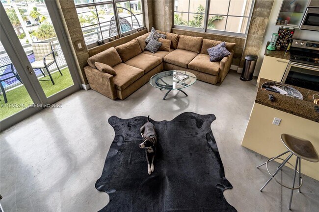 Building Photo - 444 NW 1st Ave