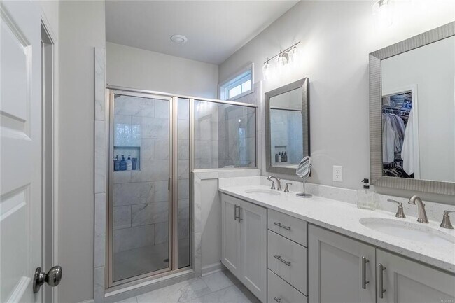 Building Photo - 9868 Bluestone Cir