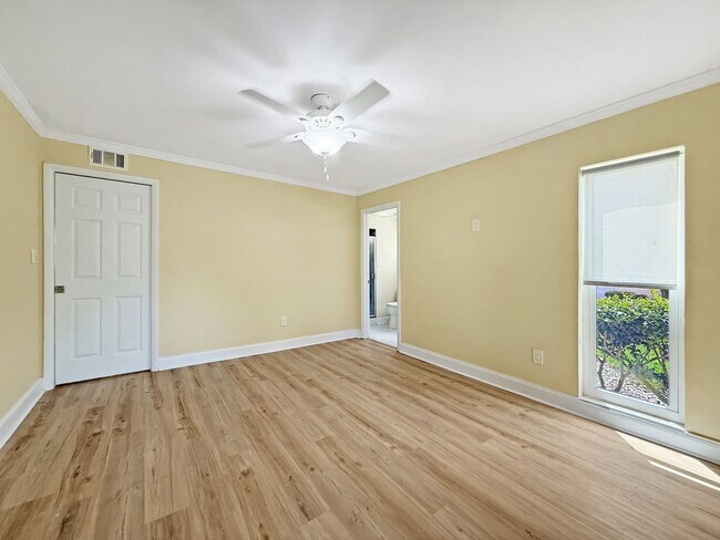 Building Photo - 4533 Marine Pkwy