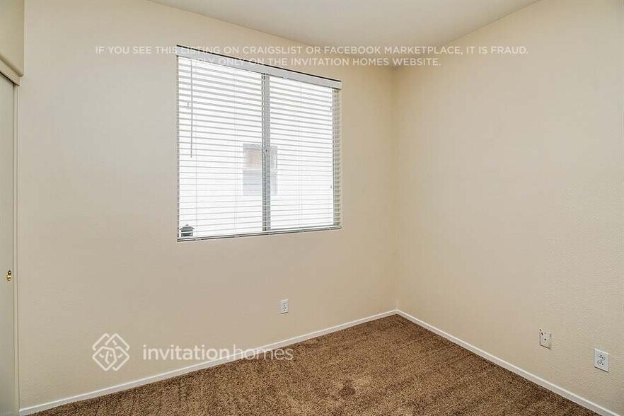 Building Photo - 1810 Running Fawn Ct