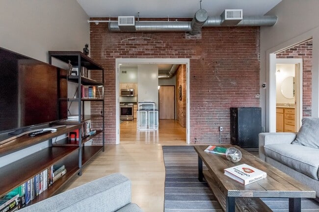 Building Photo - ALL UTILITIES INCLUDED - Furnished Downtown Portland, ME Condo w/ Parking, In-Unit Laundry, Priva...