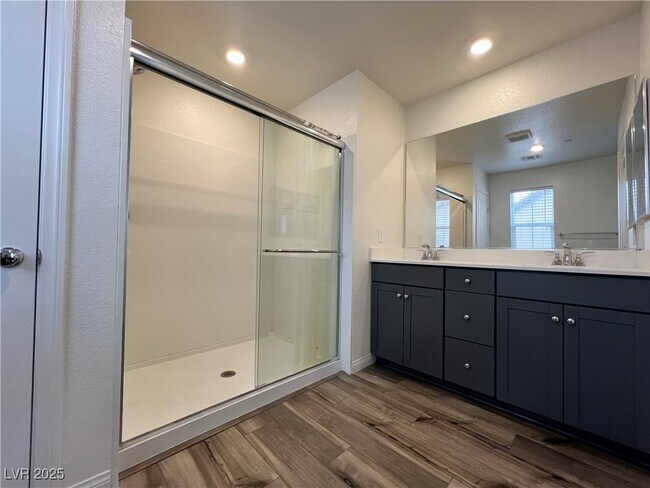 Building Photo - 2824 Abrantes Pl