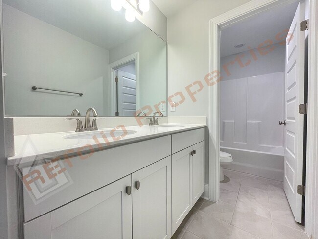 Building Photo - Elegant 3 Bedroom Home with Loft and Amenities @ The Preserve at Kitchin Farms, Wake Forest, Avai...