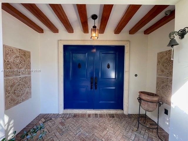 Building Photo - 721 Tibidabo Ave