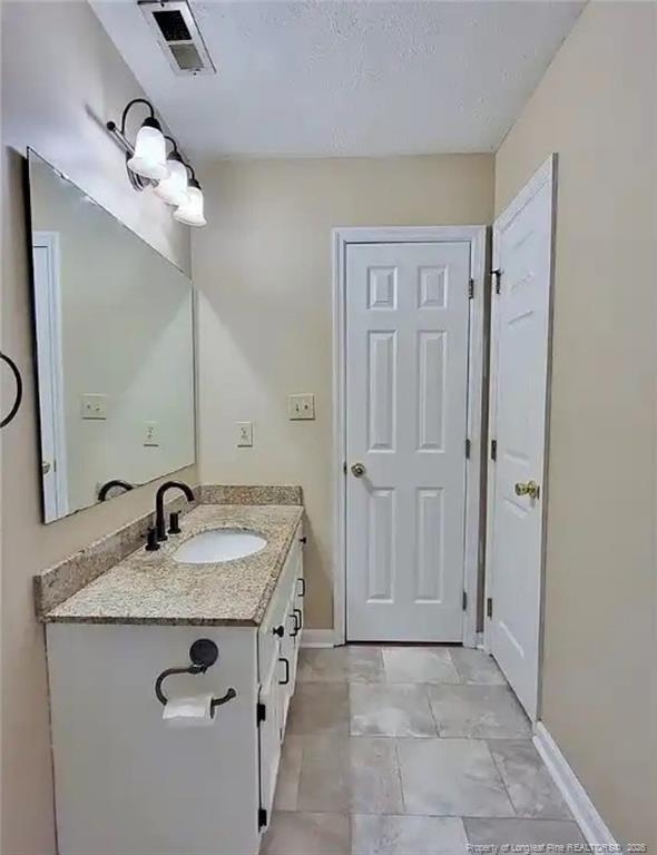 Building Photo - 5532 Robmont Dr