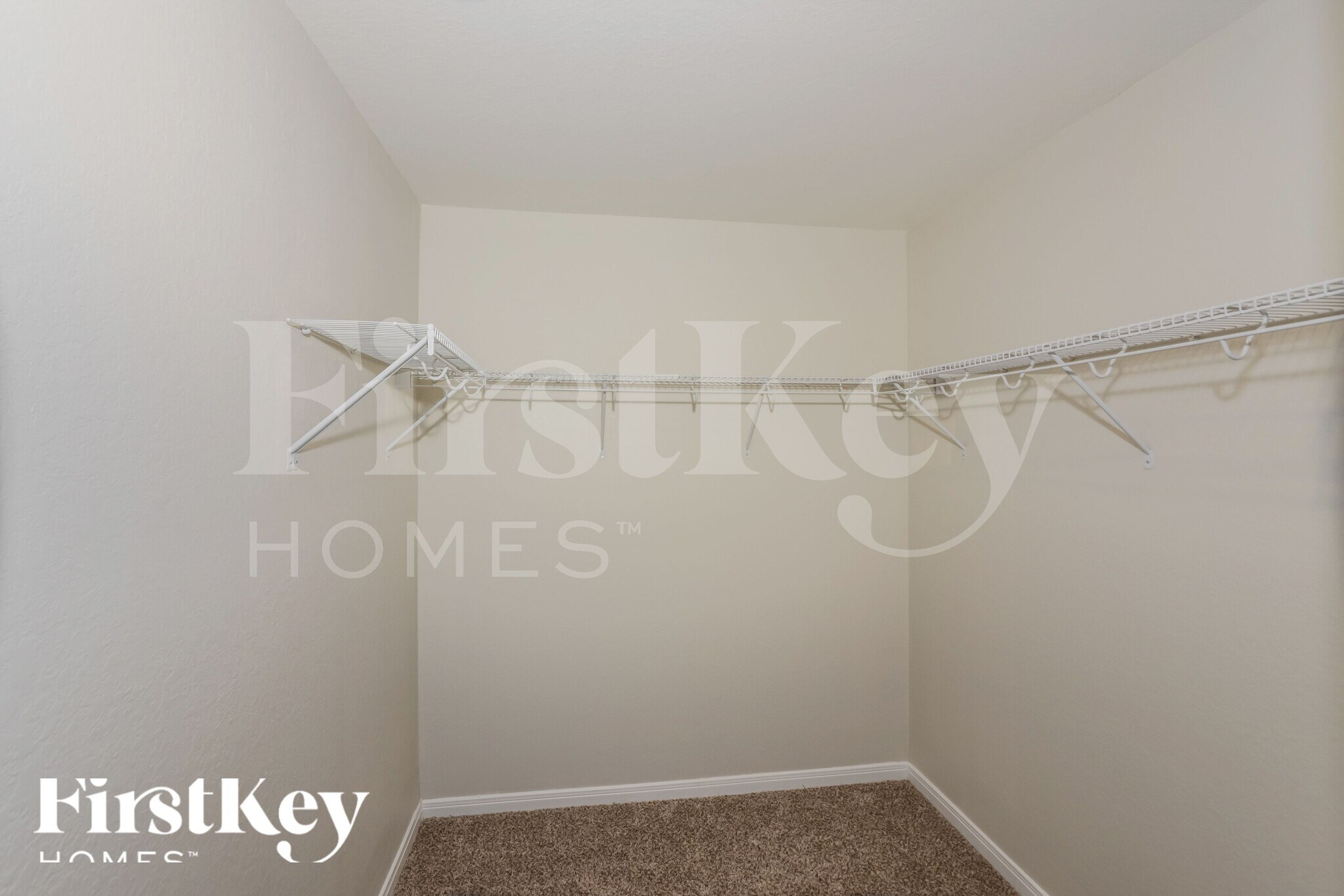 Building Photo - 13403 Summer Light