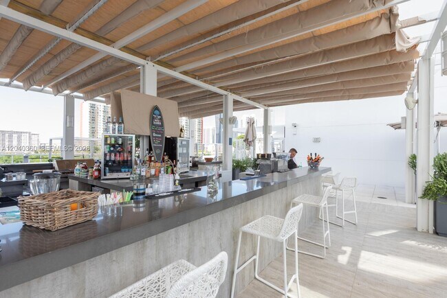 Building Photo - 400 Sunny Isles Blvd
