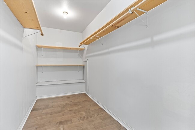 Building Photo - 10906 Keese Dr