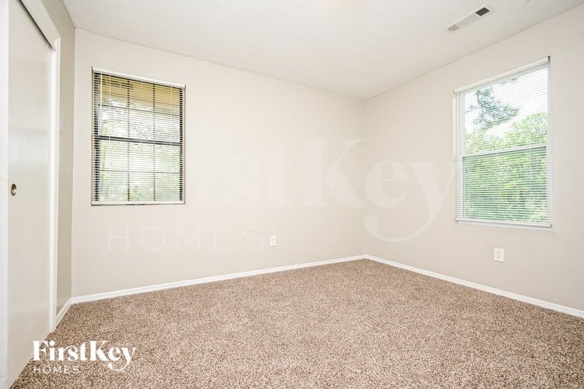 Building Photo - 3031 Orbit Cir