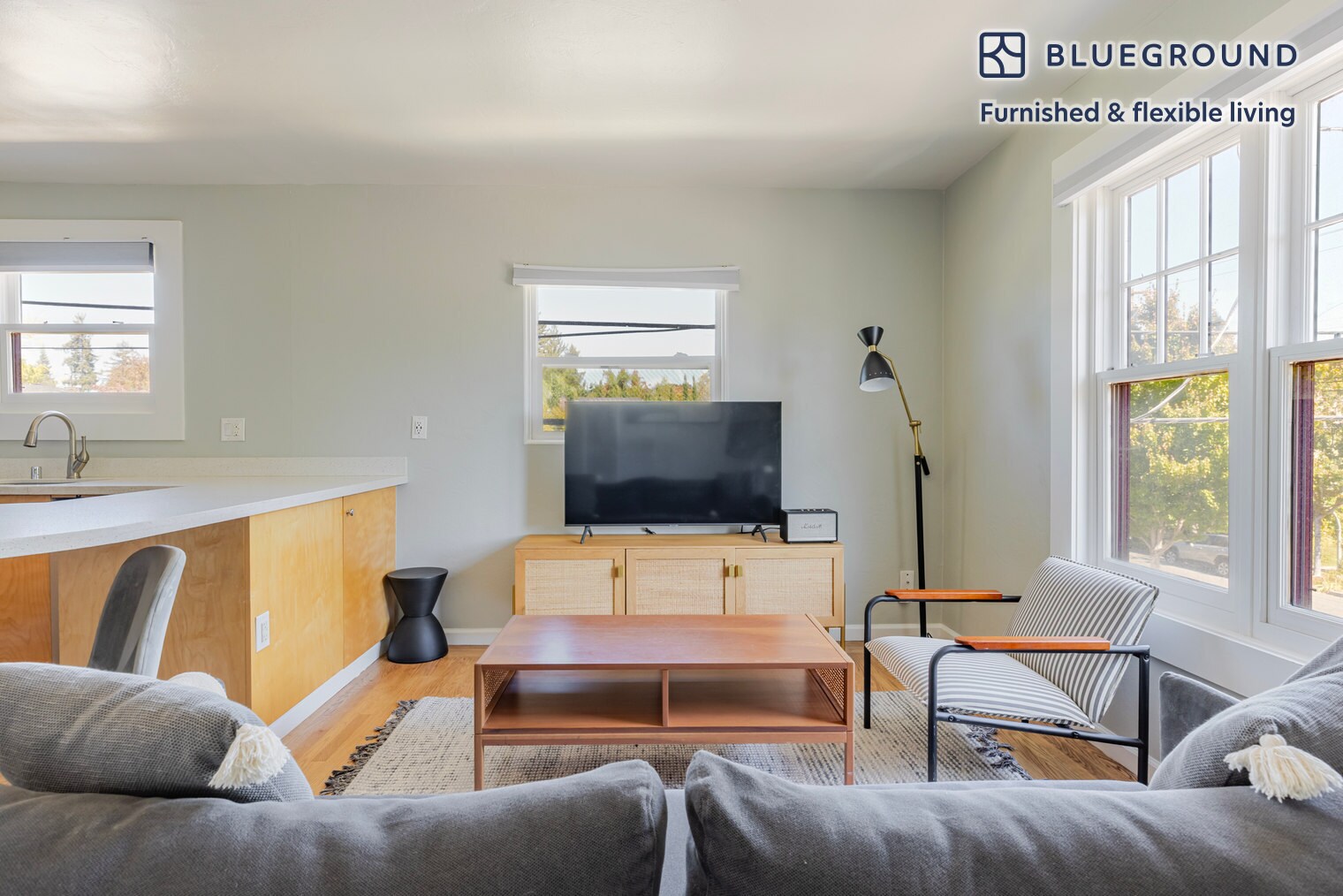 Building Photo - 325 Hawthorne Ave