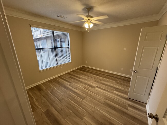 Main bedroom - 400 17th St NW