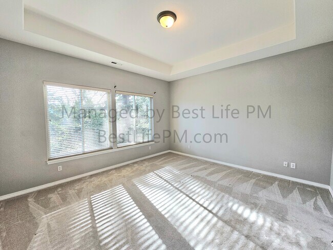 Building Photo - 11040 SE William Otty Rd