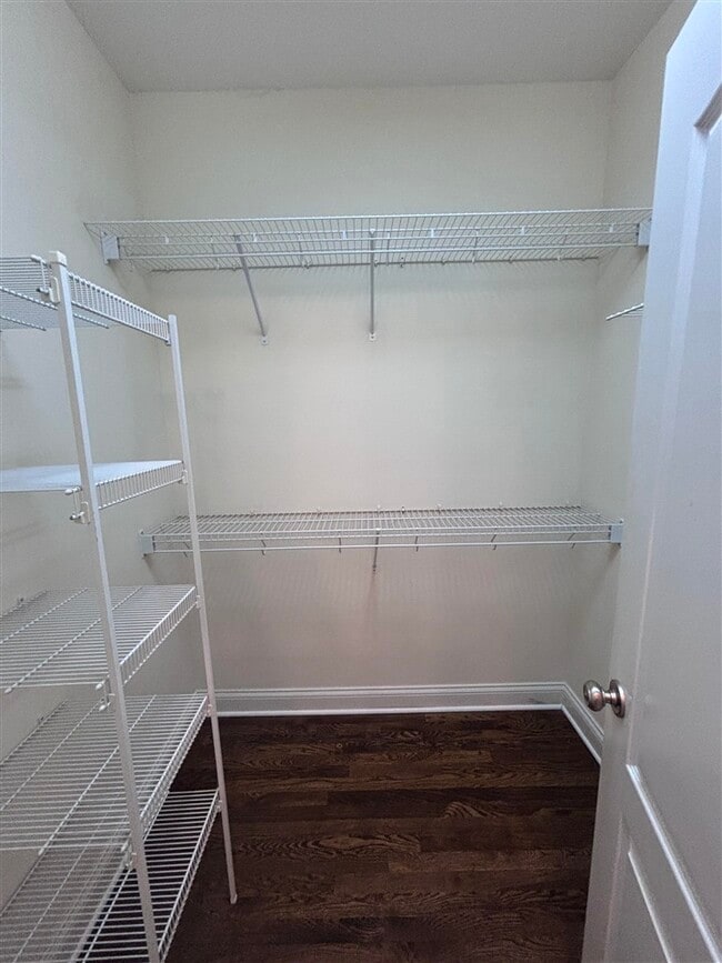 Building Photo - 311 Augusta Ave