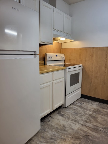 Building Photo - 2204 Valleyhigh Dr NW