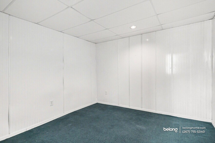 Building Photo - 418a McFarlan Rd