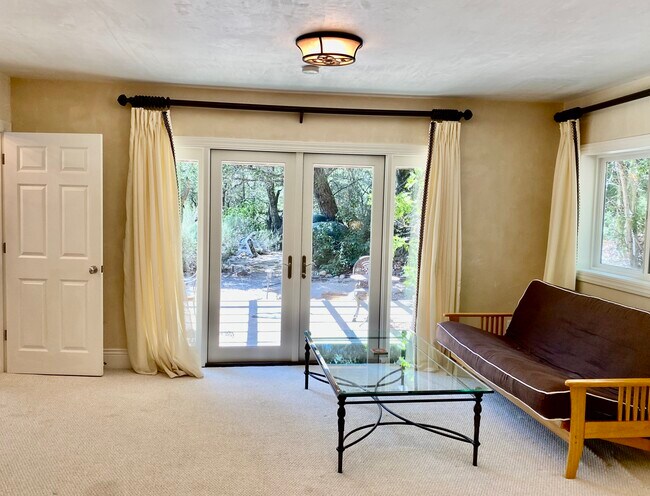 Building Photo - 3594 Silverado Trail N