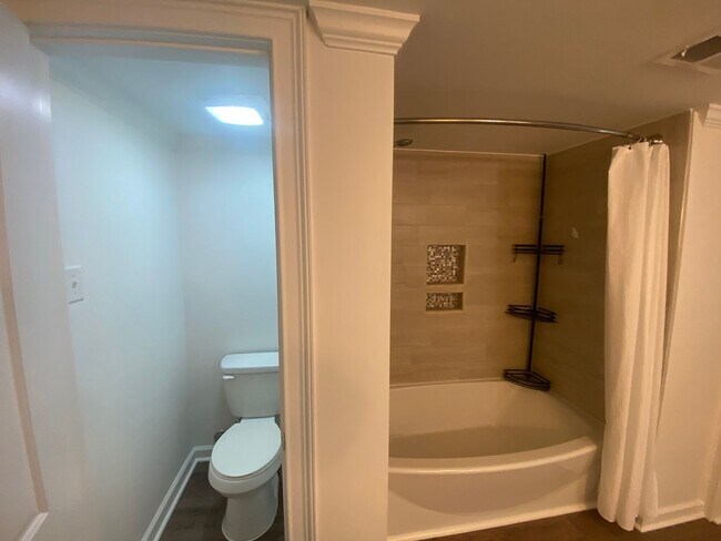 Building Photo - Broad River Township