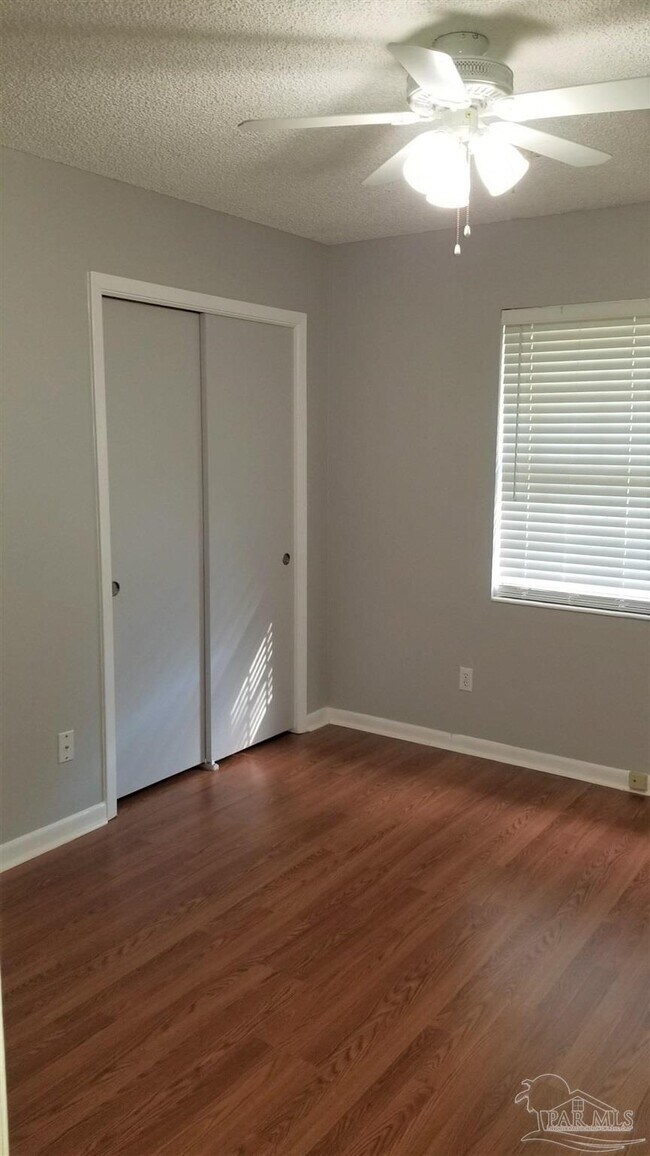 Building Photo - 4170 Capri Dr