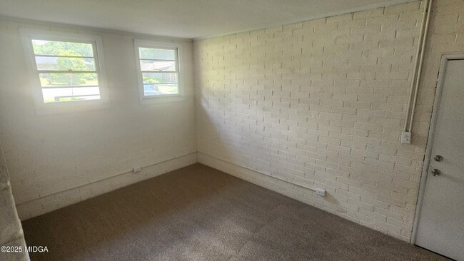 Building Photo - 2304 Danbury Dr