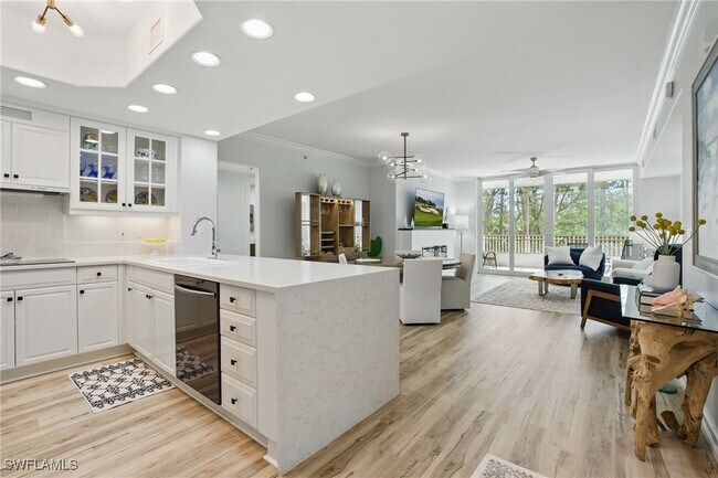 Primary Photo - 2728 Tiburon Blvd E