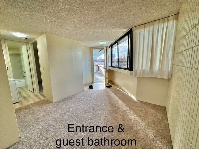 Building Photo - Charming 2 bedroom, 2 bathroom, 1 covered ...