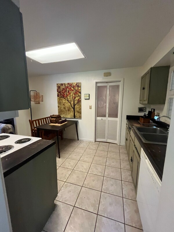 Building Photo - 315 Bomar Pl