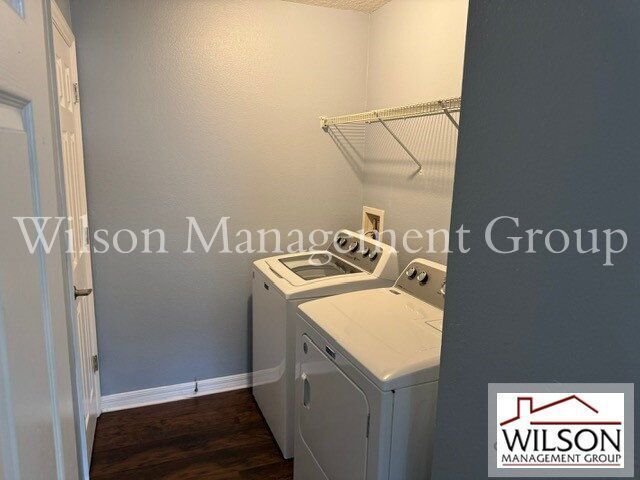 Building Photo - 413 Country Cottage Ln