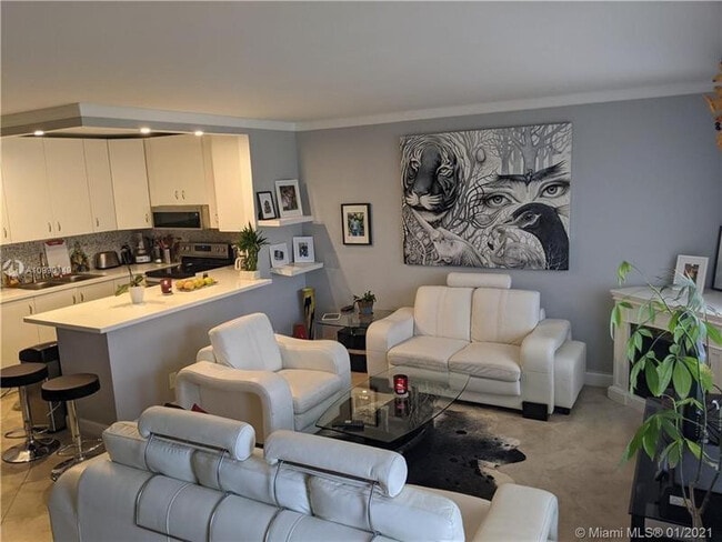 Building Photo - 265 Preston Way