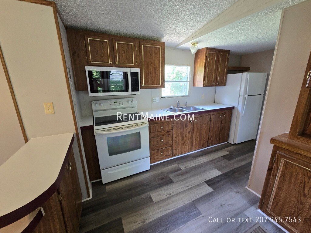 Building Photo - 71 Sweet Fern Dr