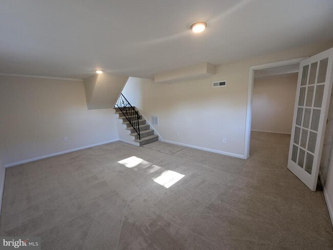 Building Photo - 6327 Willowood Ln