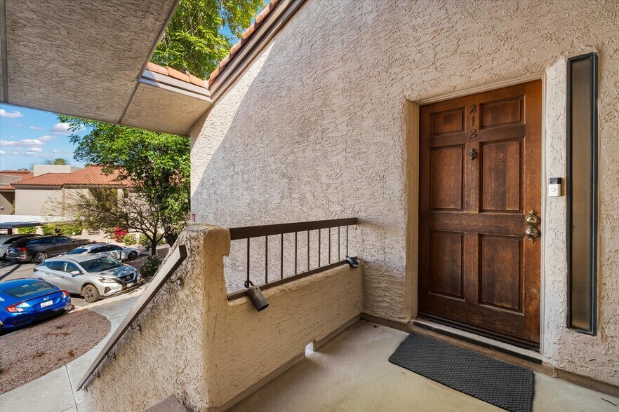 Building Photo - 9445 N 94th Pl