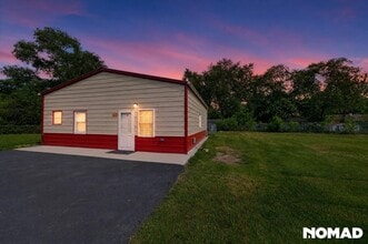 Building Photo - 4546 Marquette Rd