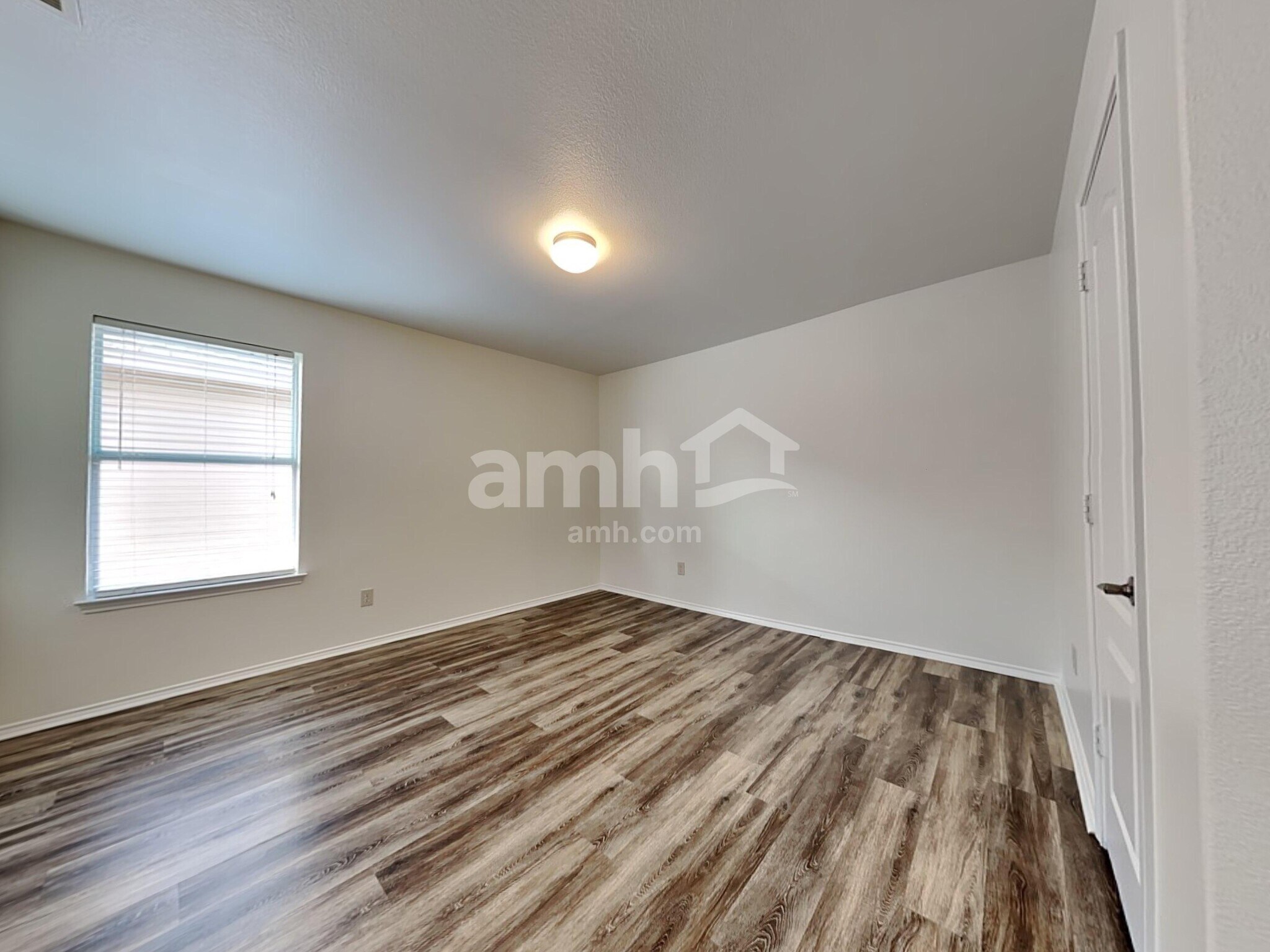Building Photo - 9036 Yellow Cedar Trl