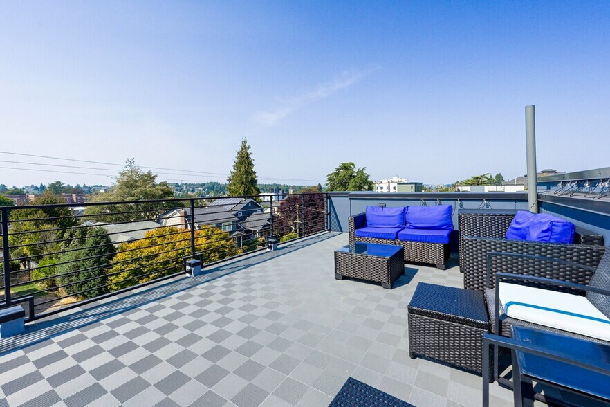 Building Photo - 4306 Wallingford Ave N